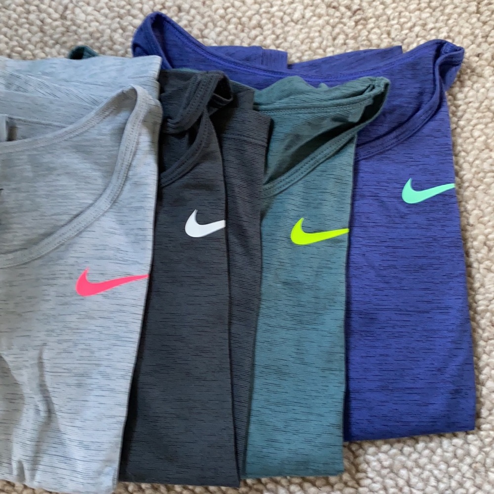 4 Dri-Fit Nike tops blue, gray, green, black - Picture 3 of 3